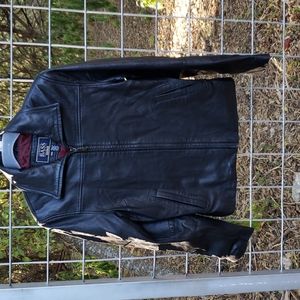 Classic vintage  genuine leather G.H. Bass black jacket size M